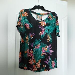 Xersion Black Floral Short Sleeve Top Size L